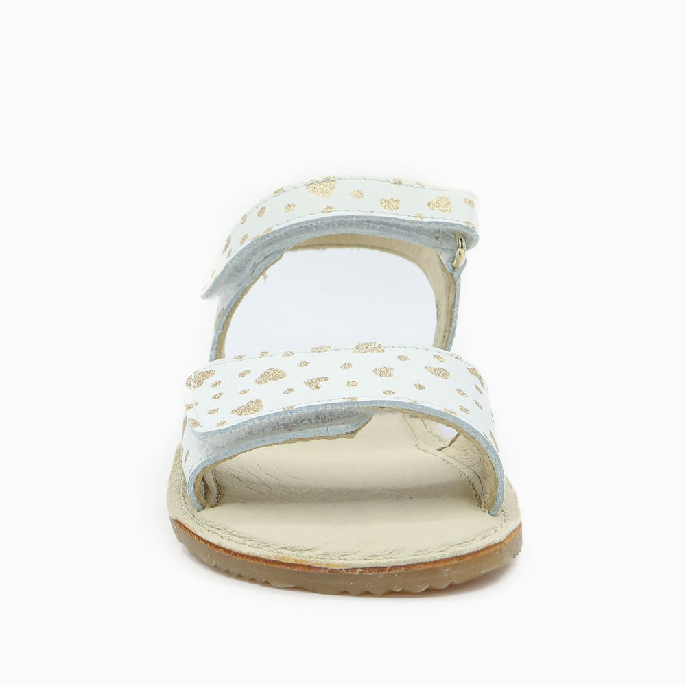 Sandalias Naturino Basi II blancas y platino con corazones y lunares