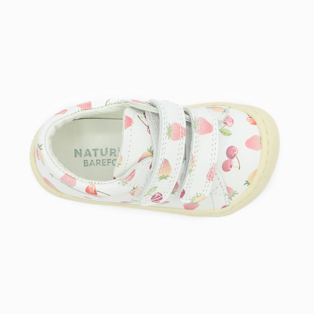 Naturino Barefoot Orec bajo con velcros, cerezas, fresa y blanco