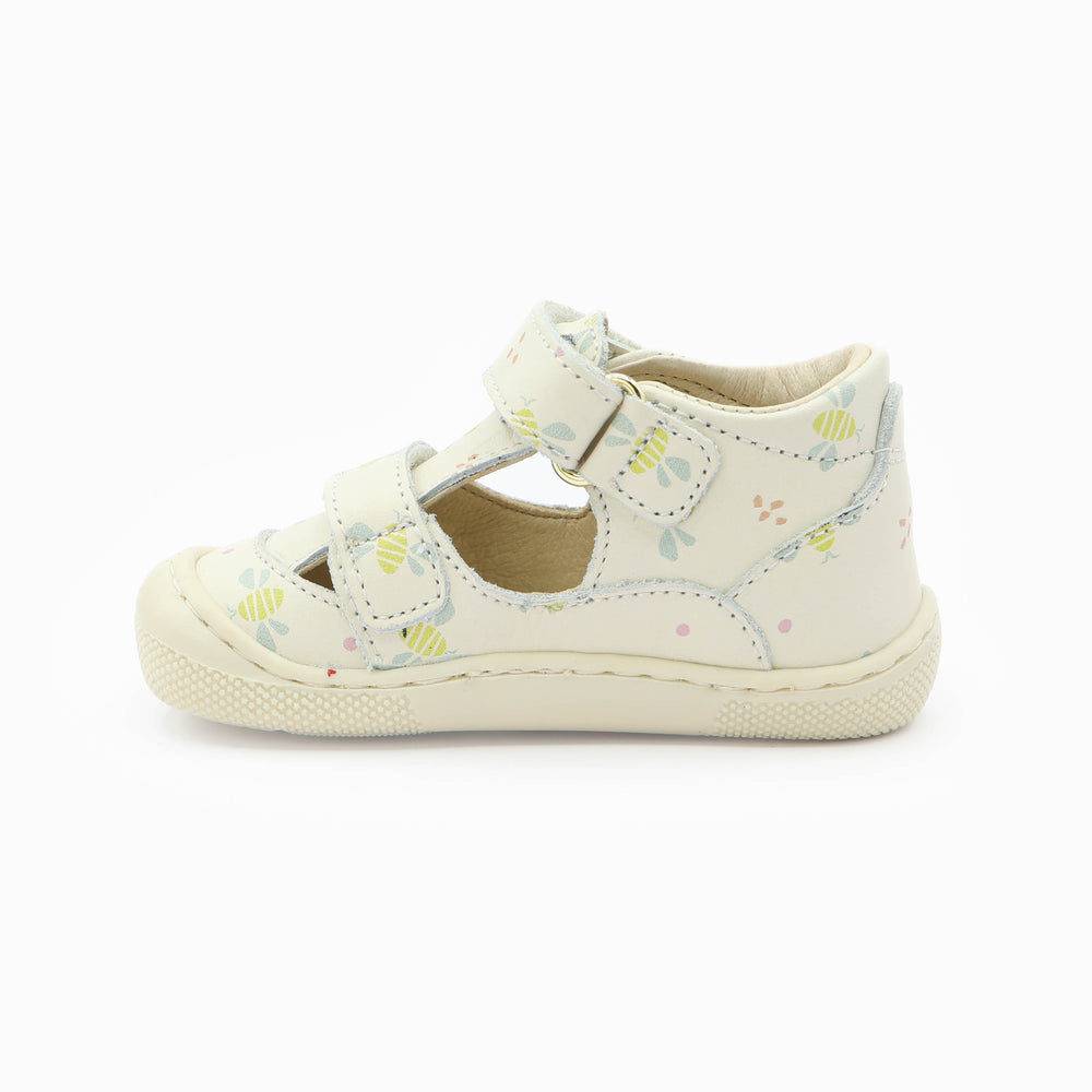 Naturino Barefoot Sandalias Piri Abeja Leche
