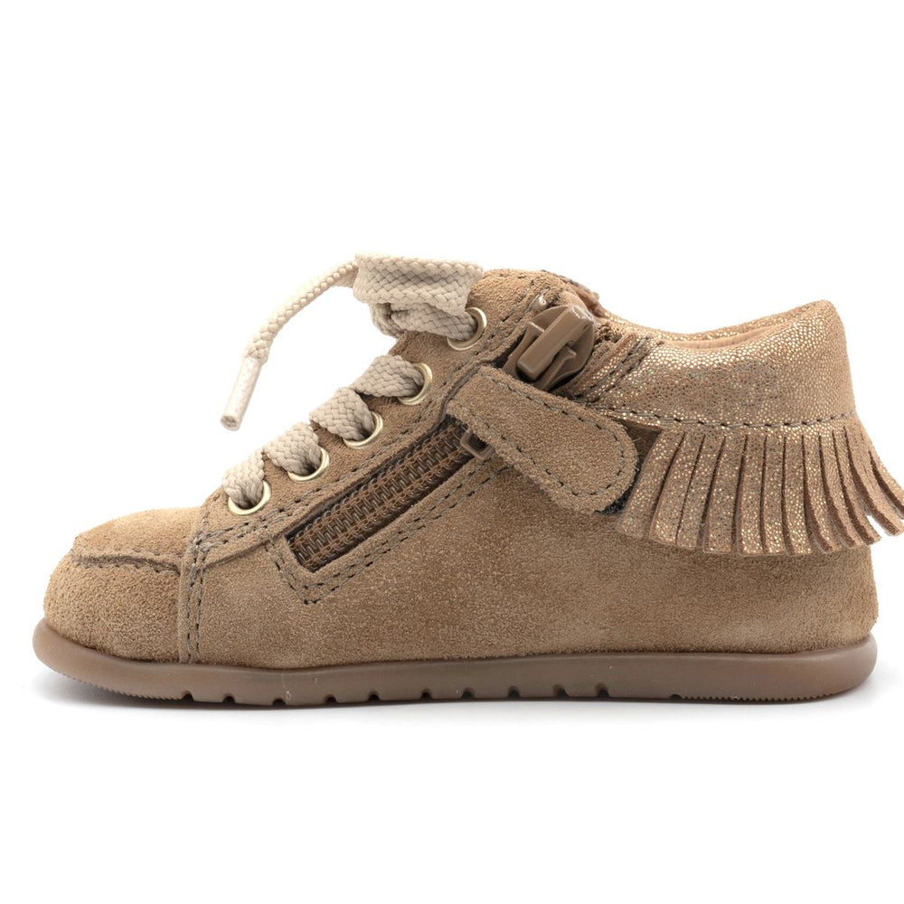 Babybotte barefoot Anoki con cremallera, terciopelo color avellana