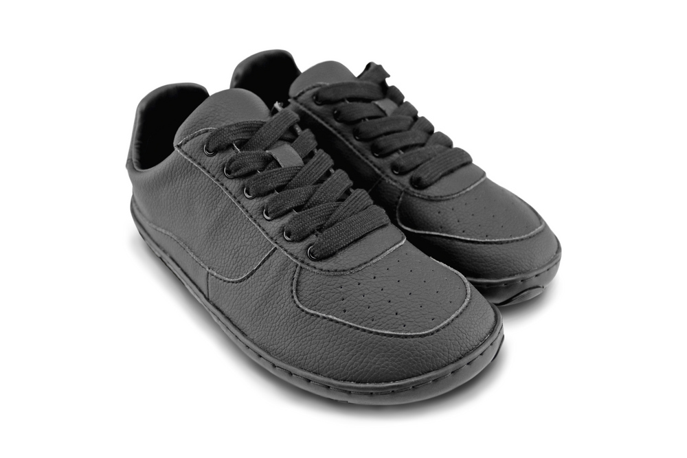 Paperkrane Black Low con cordones para niños