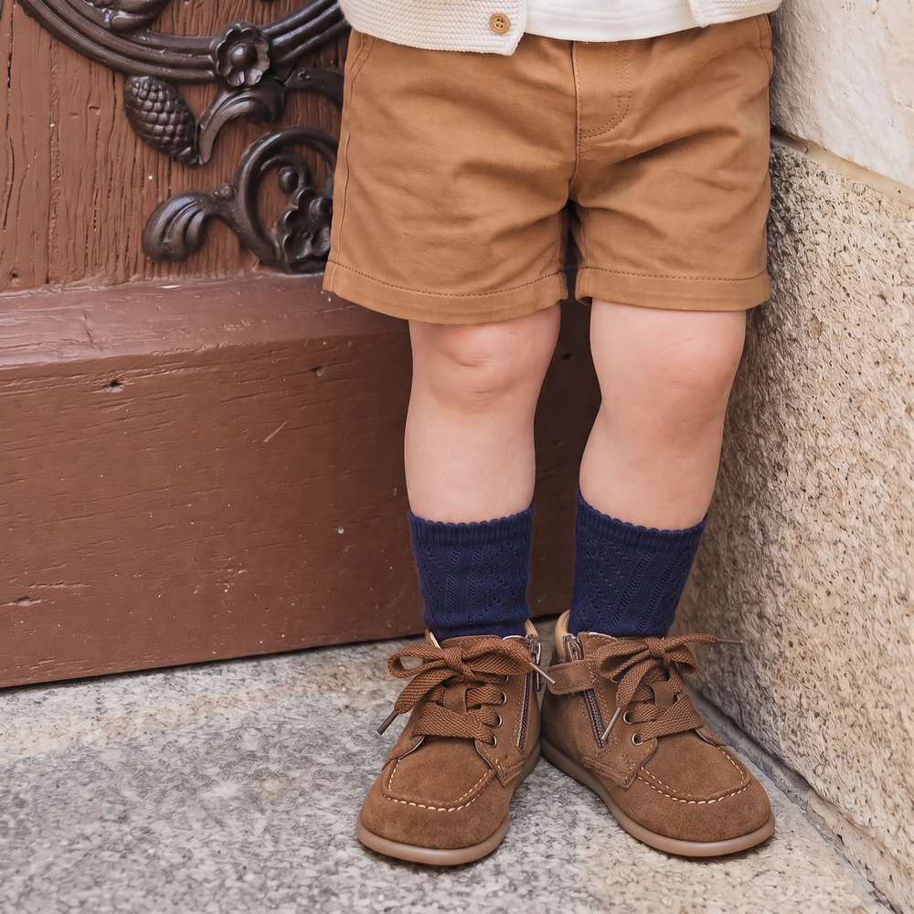 Babybotte barefoot zapatos de cordones Zip de ante color cuero
