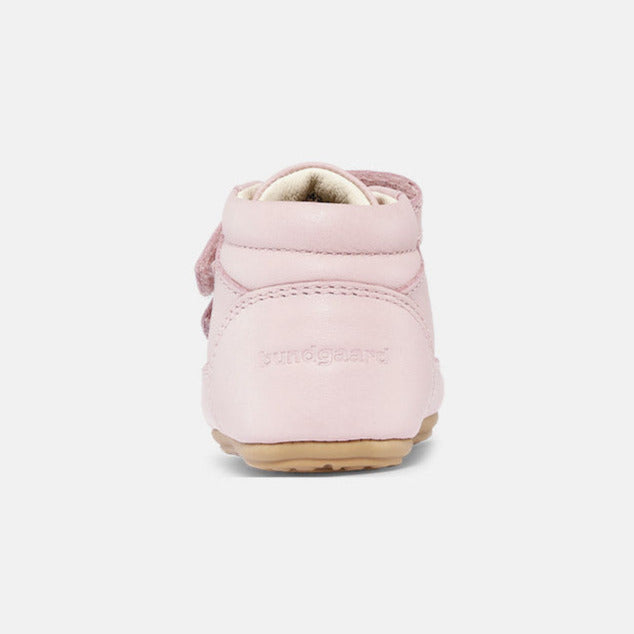 Bundgaard Barefoot Prewalker con tira rosa antiguo