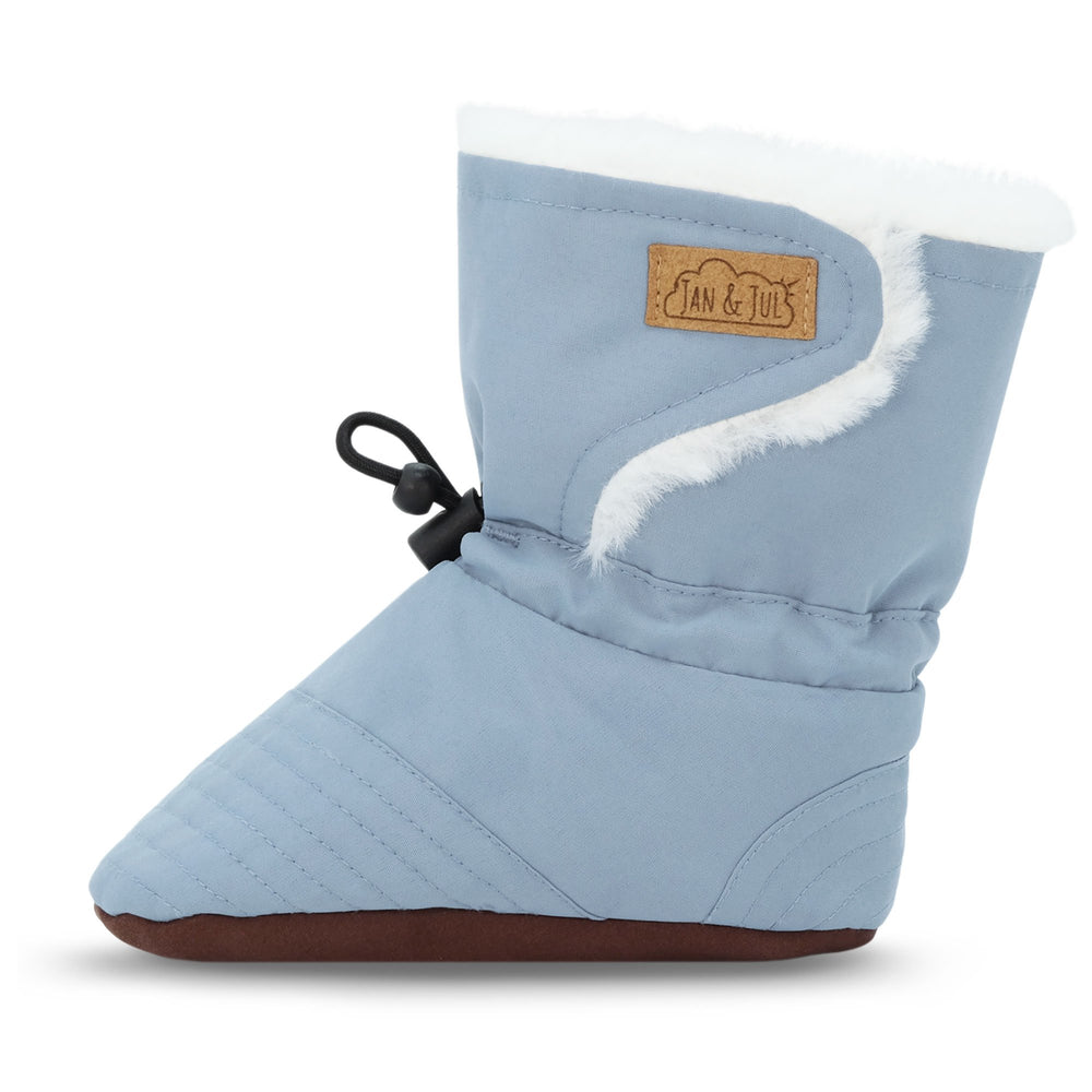 Botitas de invierno Stay-Put de Jan and Jul en azul empolvado