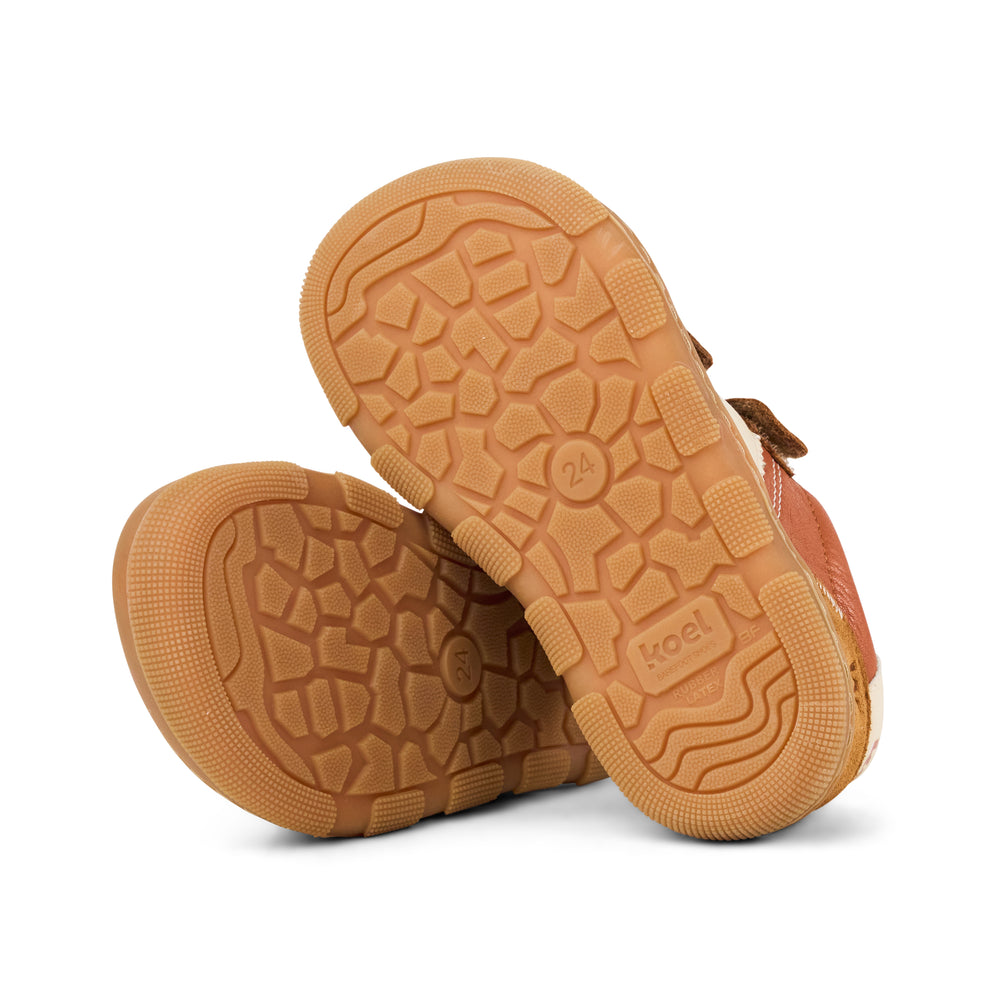 Koel Barefoot Kobi W coñac