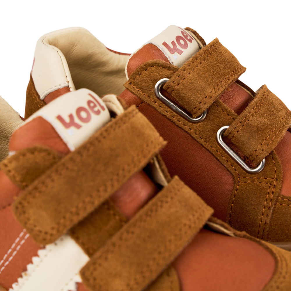 Koel Barefoot Kobi W coñac