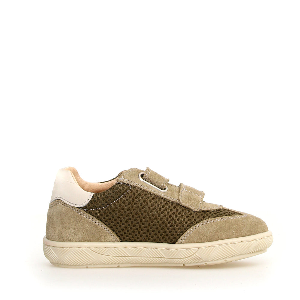 Naturino Kids Kevis gris piedra, blanco leche y rojo