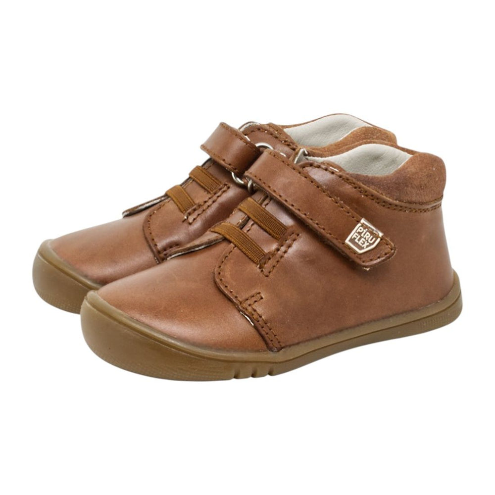 Botas Piruflex con cordones marrones