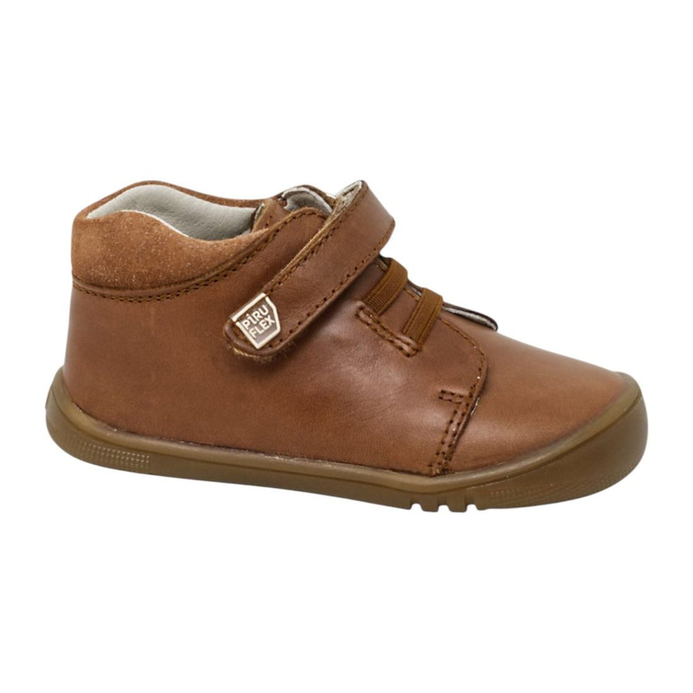 Botas Piruflex con cordones marrones