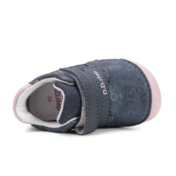 D.D.Step Dolly azul con flores