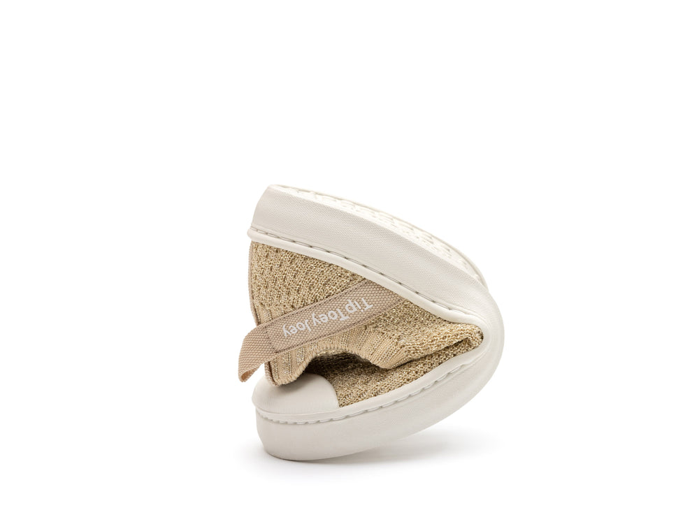 Zapatillas Tip Toey Joey Kidos Easy Knit dorado con lúrex color champán