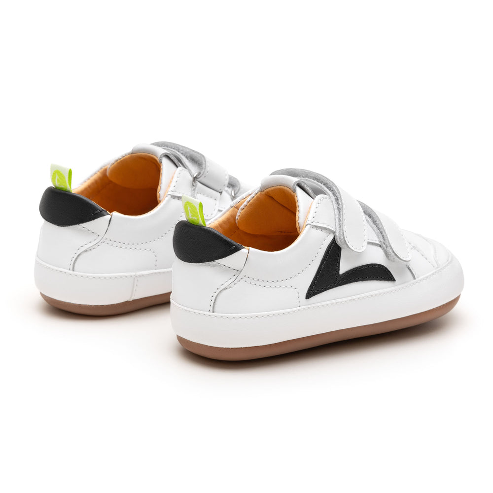 Tip Toey Joey Primeros Hopper Blanco Negro