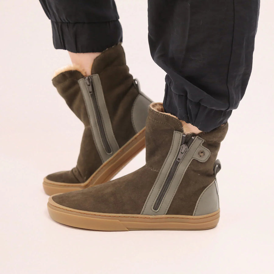 Zapato Feroz Adulto Alcoy Caqui