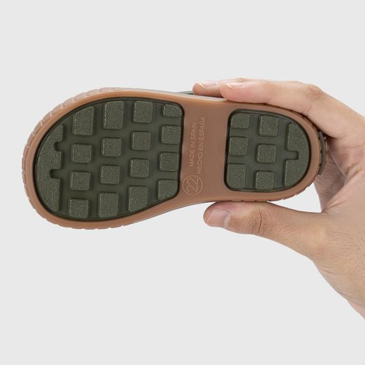 Igor Barefoot Pau caqui