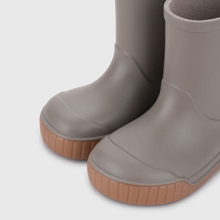 Igor Barefoot Pau Topo