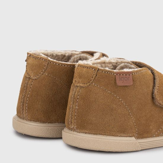 Igor Barefoot Tui Borrego Cognac