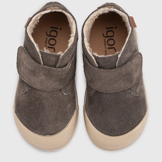 Igor Barefoot Tui Borrego Topo