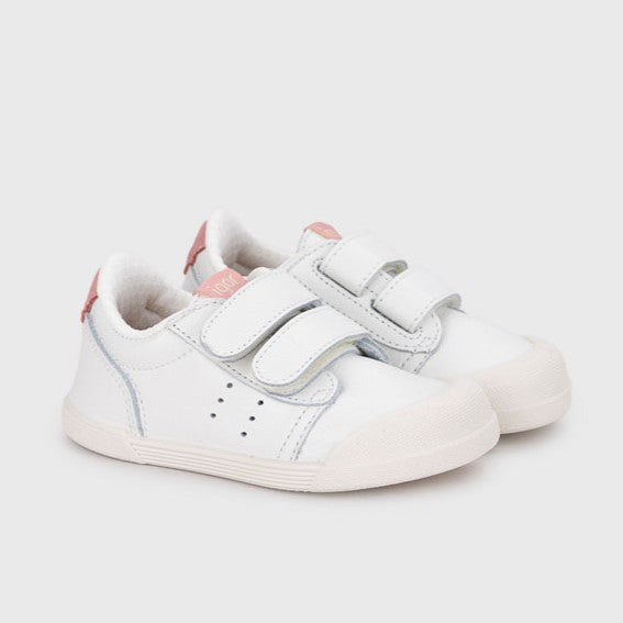 Igor Barefoot Tennis Rosa