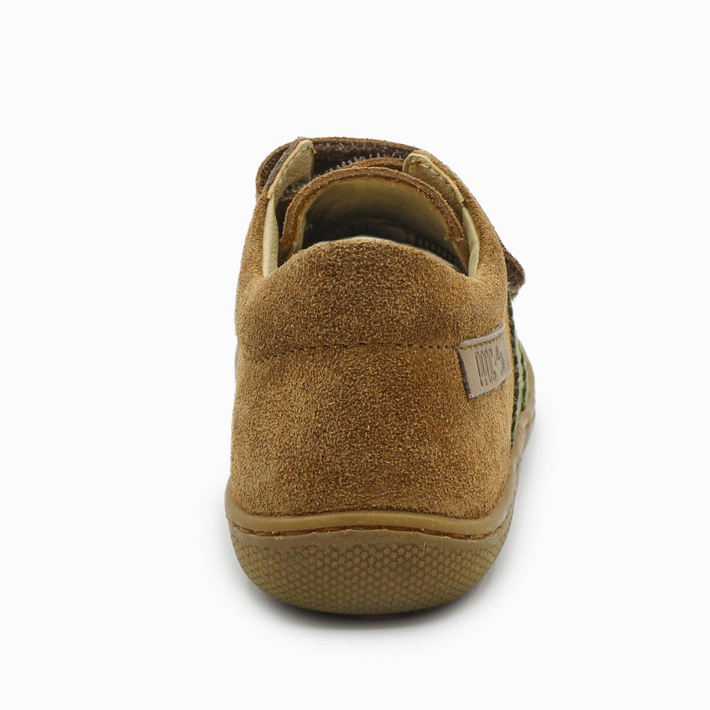 Naturino Barefoot Rimby con velcros, ante marrón militar