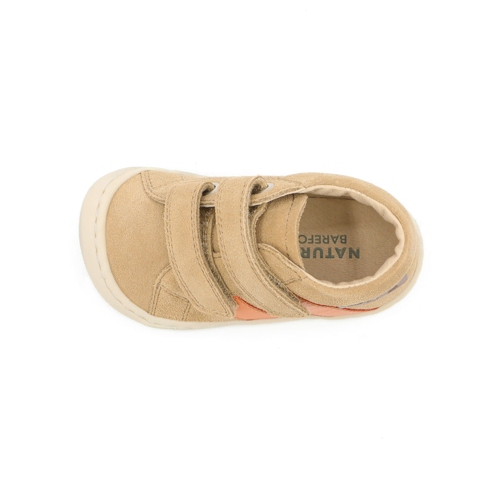 Naturino Barefoot Grimby con velcros, arena y naranja