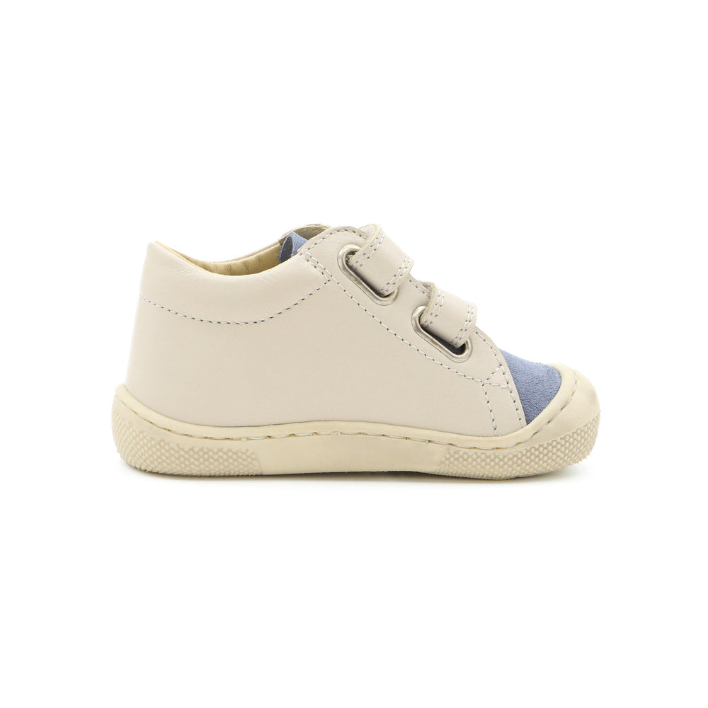Naturino Barefoot Summer Loryel Celeste Milk con velcros