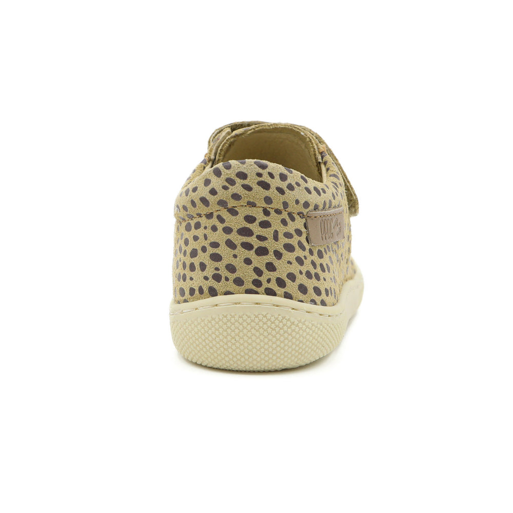 Naturino Barefoot Rabir con velcros color arena oscuro